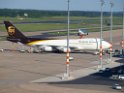 Lufthansa Airbus A 380 zu Besuch Flughafen Koeln Bonn P099